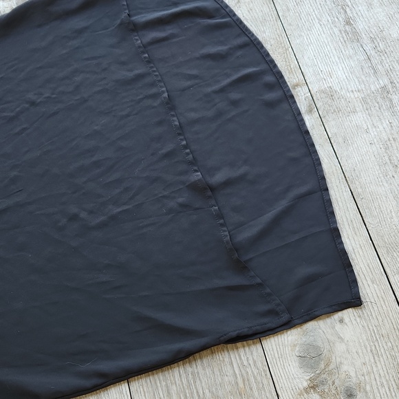 Soprano Small Black Semi Sheer T-Shirt Blouse High-Low Basic Workwear - Picture 3 of 4